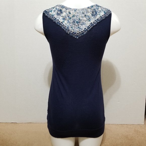 Blu Heaven top Small floral print embroidered applique detail sleeveless tunic - Picture 3 of 12